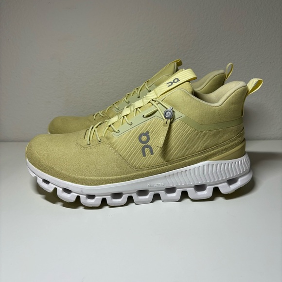 NEW ON Running Cloud Hi Endive Yellow Womens Size 9.5 - Picture 4 of 7